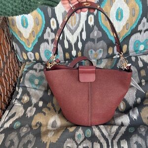 Chic Burgundy Shoulder Bag